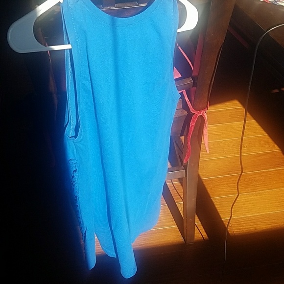 Top - Picture 4 of 4